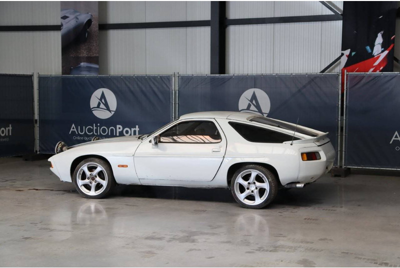 Porsche 928 S - Berline: photos 3 Porsche 928 S - Berline: photos 3