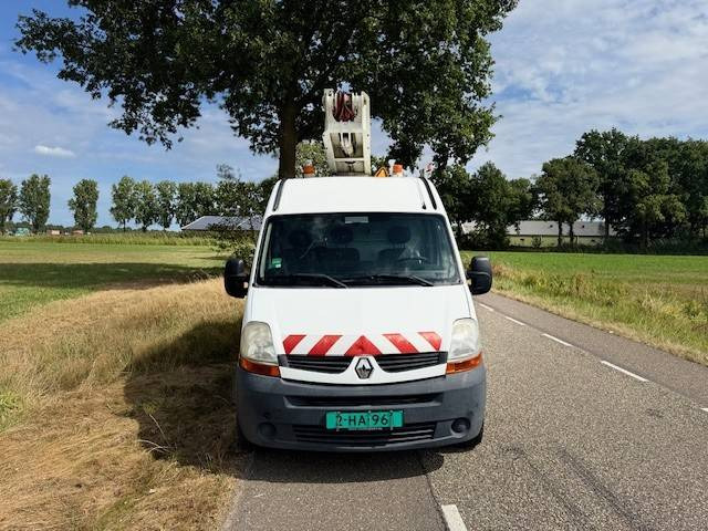 Renault Master 2.5DCI - Camion avec nacelle: photos 3 Renault Master 2.5DCI - Camion avec nacelle: photos 3