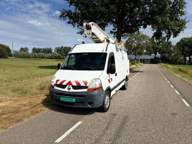 Renault Master 2.5DCI - Camion avec nacelle: photos 2 Renault Master 2.5DCI - Camion avec nacelle: photos 2