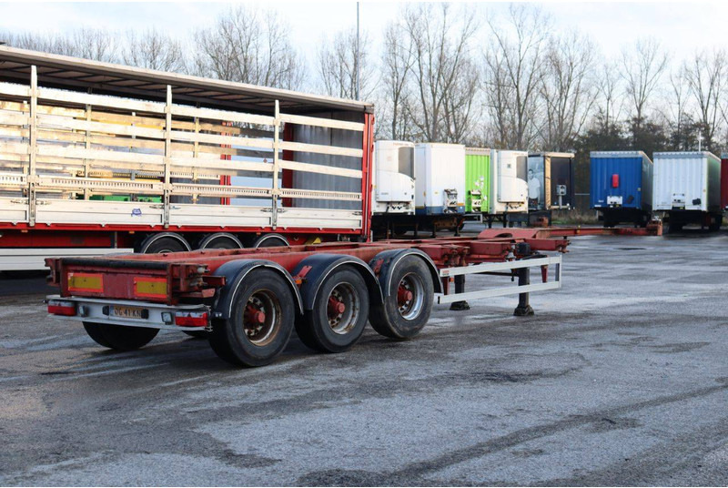 Renders ROC 16.27 CC - Semi-remorque châssis: photos 5 Renders ROC 16.27 CC - Semi-remorque châssis: photos 5