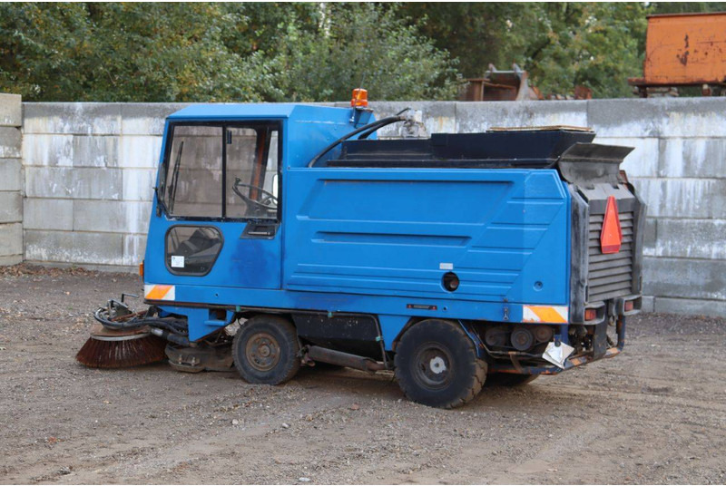 Schmidt SK152S - Balayeuse de voirie: photos 3 Schmidt SK152S - Balayeuse de voirie: photos 3