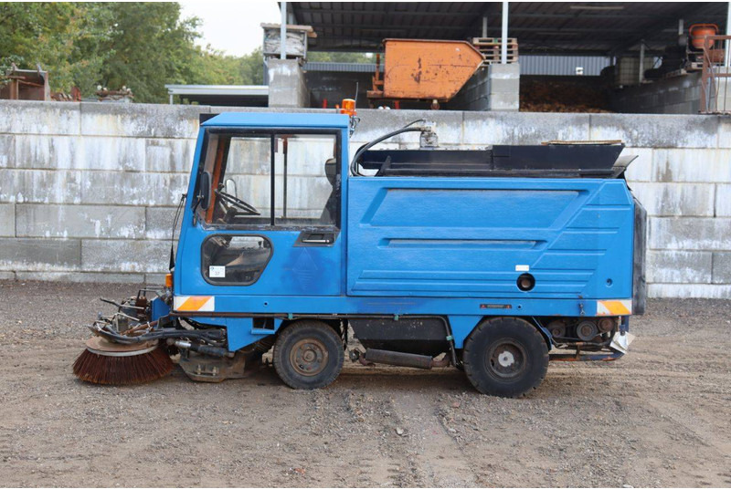 Schmidt SK152S - Balayeuse de voirie: photos 2 Schmidt SK152S - Balayeuse de voirie: photos 2