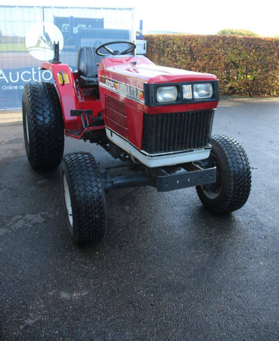 Tracteur agricole Shibaura S325 Hydrostaat: photos 6