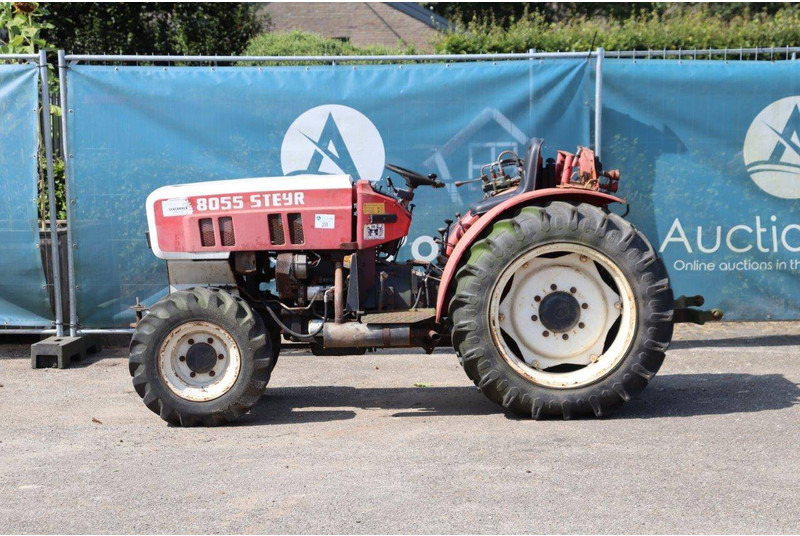 Steyr 8055 - Tracteur agricole: photos 2 Steyr 8055 - Tracteur agricole: photos 2