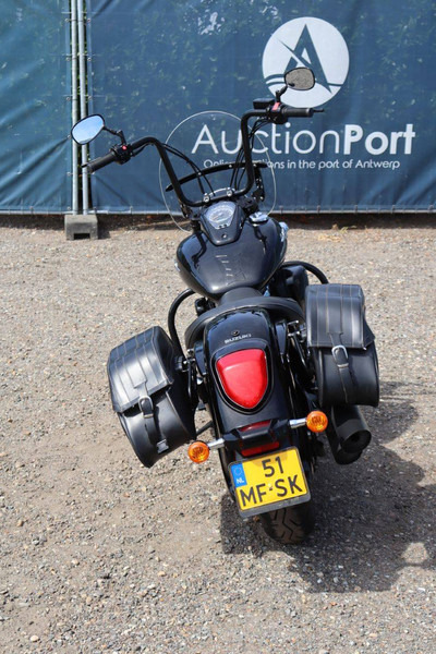 Suzuki VL800B - Motocyclette: photos 5 Suzuki VL800B - Motocyclette: photos 5