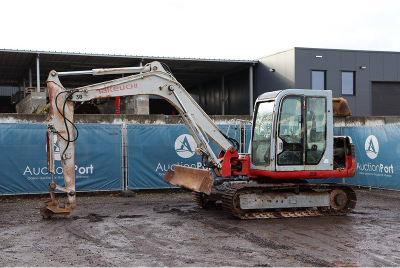 Pelle sur chenille Takeuchi TB175: photos 8