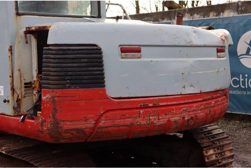 Pelle sur chenille Takeuchi TB175: photos 16