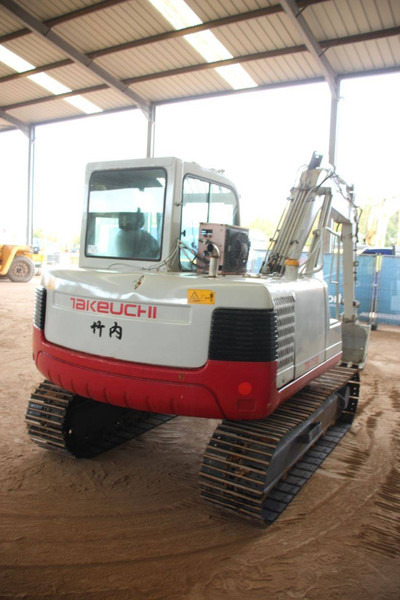 Takeuchi TB175C - Pelle sur chenille: photos 5 Takeuchi TB175C - Pelle sur chenille: photos 5