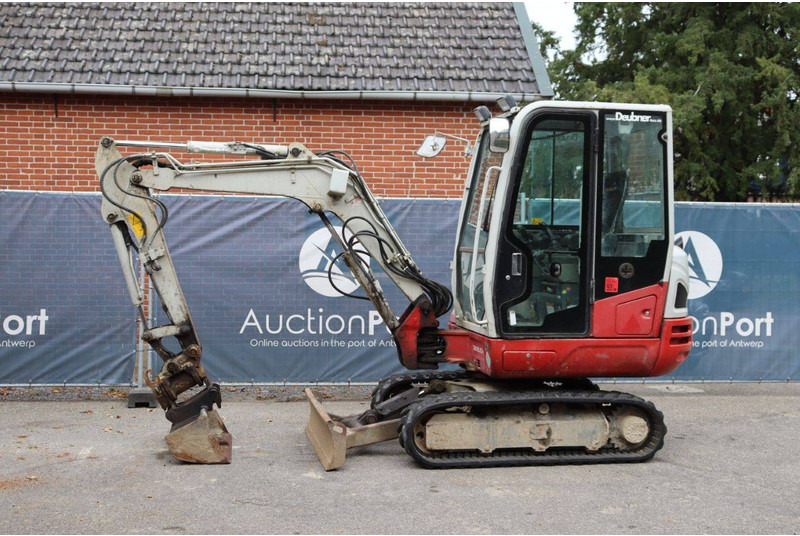 Takeuchi TB230 - Pelle sur chenille: photos 1 Takeuchi TB230 - Pelle sur chenille: photos 1