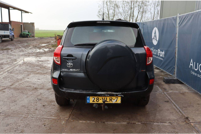 Toyota ALA30L-AWFGXW - SUV: photos 5 Toyota ALA30L-AWFGXW - SUV: photos 5