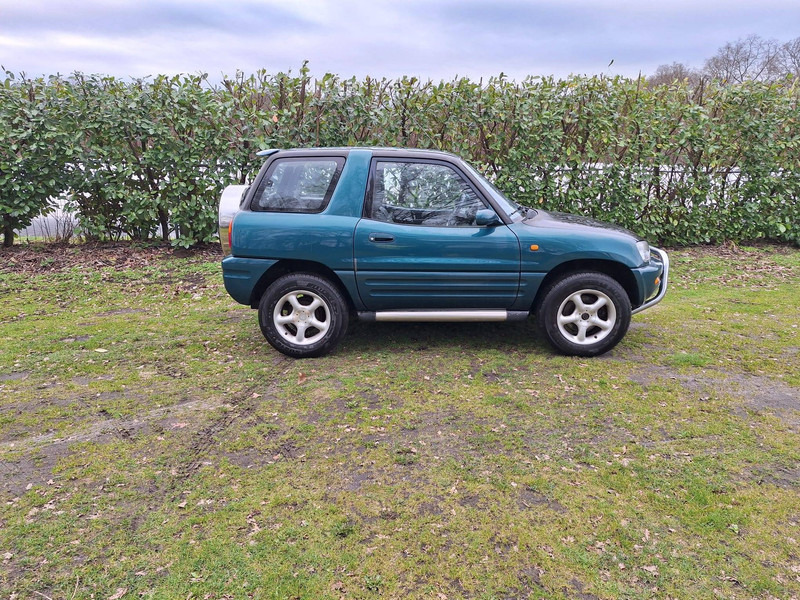 Toyota RAV4 - Berline: photos 4 Toyota RAV4 - Berline: photos 4