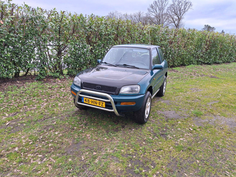 Toyota RAV4 - Berline: photos 2 Toyota RAV4 - Berline: photos 2