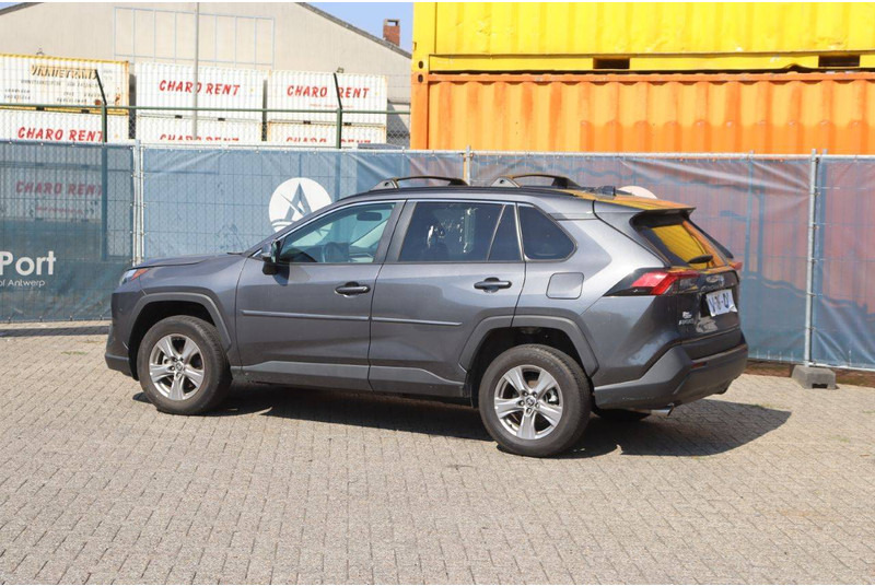 Toyota RAV4 XLE AWD - Berline: photos 3 Toyota RAV4 XLE AWD - Berline: photos 3