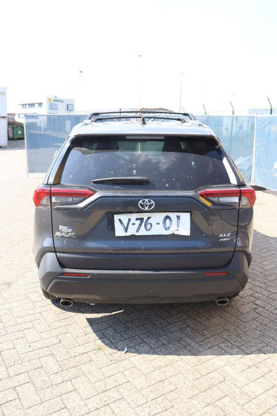Toyota RAV4 XLE AWD - Berline: photos 5 Toyota RAV4 XLE AWD - Berline: photos 5