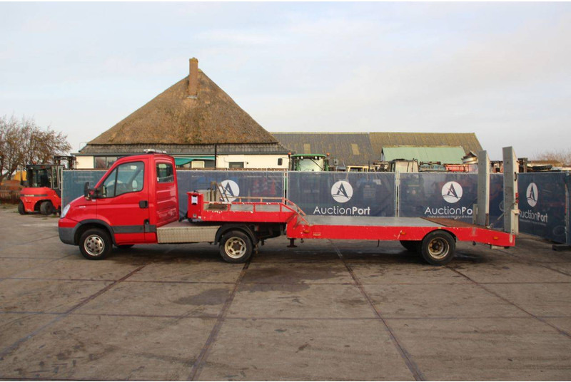 VELDHUIZEN P31-2D - Semi-remorque surbaissé: photos 2 VELDHUIZEN P31-2D - Semi-remorque surbaissé: photos 2