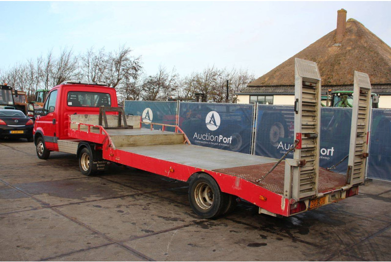 VELDHUIZEN P31-2D - Semi-remorque surbaissé: photos 3 VELDHUIZEN P31-2D - Semi-remorque surbaissé: photos 3