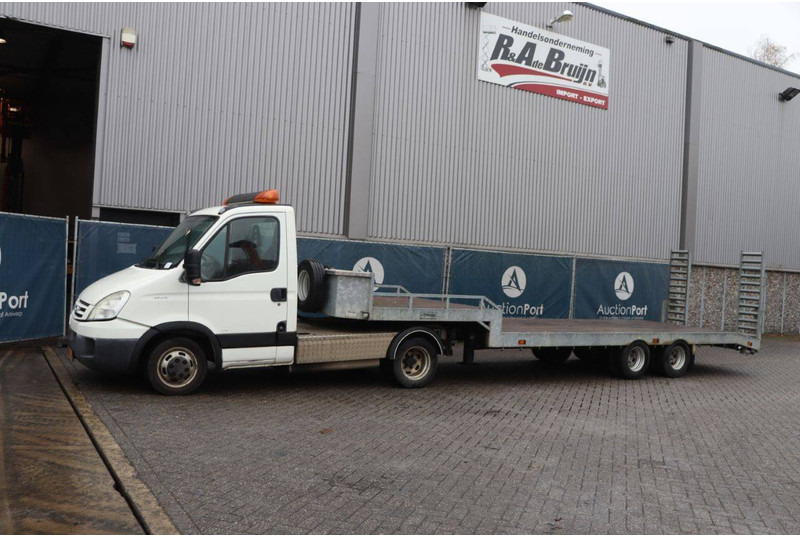 VELDHUIZEN SDO - Semi-remorque surbaissé: photos 1 VELDHUIZEN SDO - Semi-remorque surbaissé: photos 1