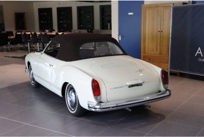 Volkswagen Karmann Ghia convertible - Voiture: photos 4 Volkswagen Karmann Ghia convertible - Voiture: photos 4