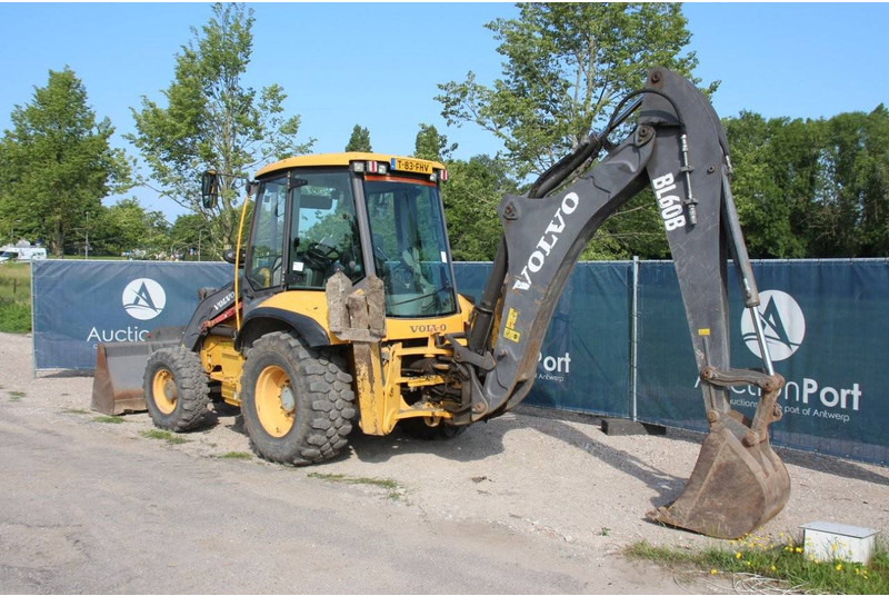 Volvo BL60B - Tractopelle: photos 3 Volvo BL60B - Tractopelle: photos 3
