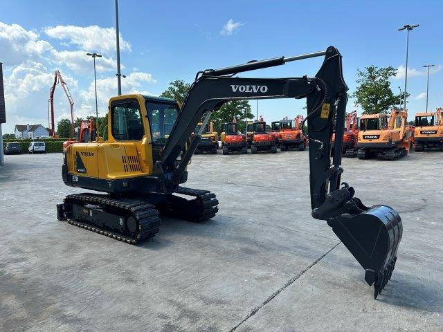 Volvo EC55B - Pelle sur chenille: photos 3 Volvo EC55B - Pelle sur chenille: photos 3