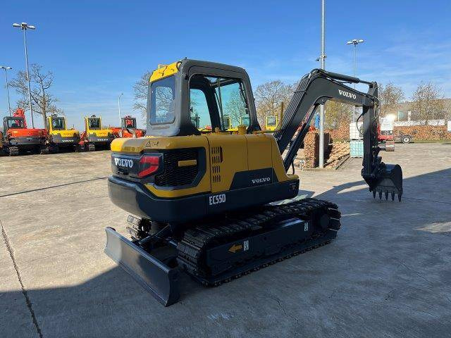 Volvo EC55D - Pelle sur chenille: photos 4 Volvo EC55D - Pelle sur chenille: photos 4