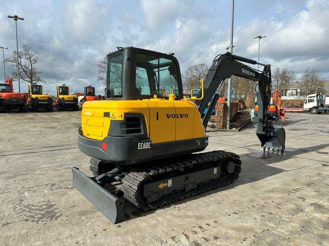 Volvo EC60C - Pelle sur chenille: photos 4 Volvo EC60C - Pelle sur chenille: photos 4