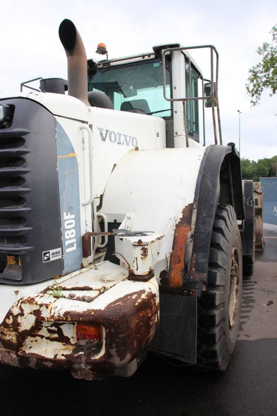 Volvo L 180 F - Chargeuse sur pneus: photos 5 Volvo L 180 F - Chargeuse sur pneus: photos 5