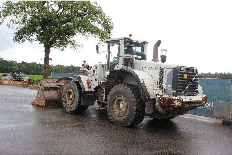 Volvo L 180 F - Chargeuse sur pneus: photos 3 Volvo L 180 F - Chargeuse sur pneus: photos 3