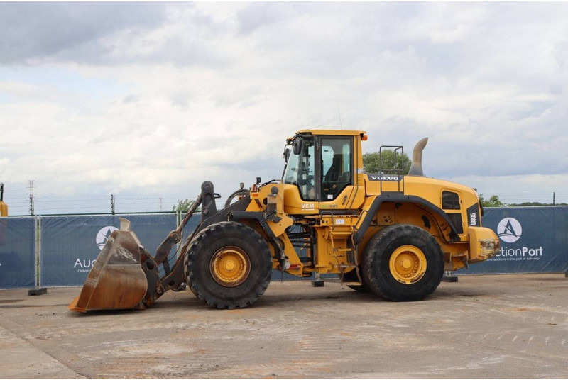 Volvo L180G Wheel Loader - Chargeuse sur pneus: photos 1 Volvo L180G Wheel Loader - Chargeuse sur pneus: photos 1