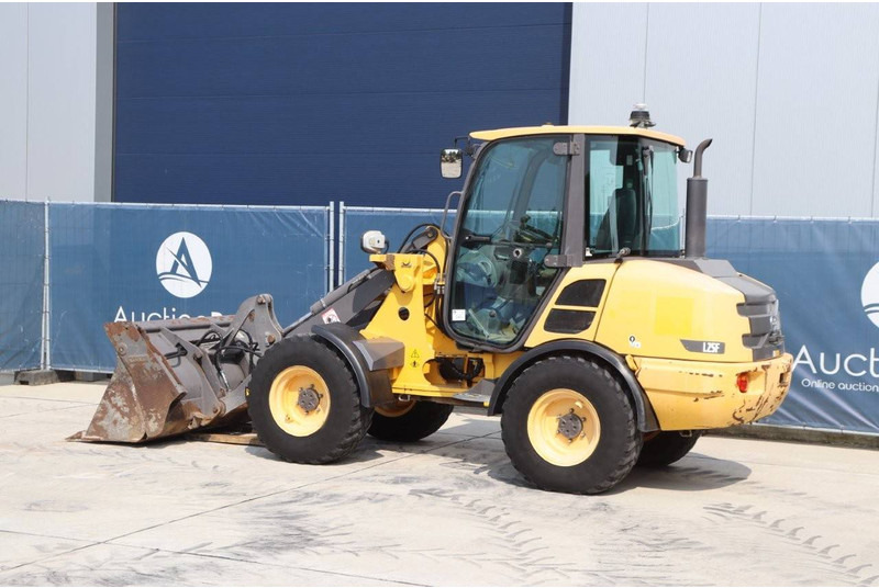 Volvo L25F - Chargeuse sur pneus: photos 3 Volvo L25F - Chargeuse sur pneus: photos 3
