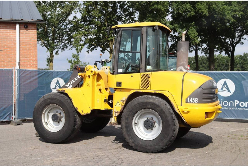 Volvo L45B-TP - Chargeuse sur pneus: photos 3 Volvo L45B-TP - Chargeuse sur pneus: photos 3