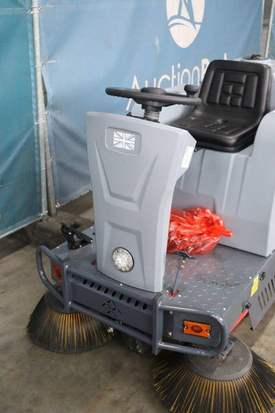 Balayeuse de voirie neuf Westfield S1250: photos 10