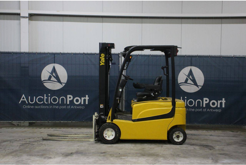 Yale ERP18VF - Chariot élévateur électrique: photos 2 Yale ERP18VF - Chariot élévateur électrique: photos 2