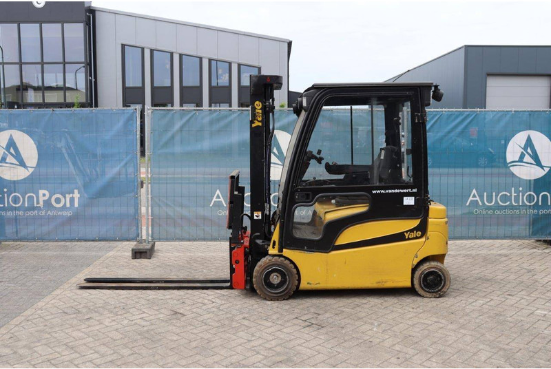 Yale ERP20VF - Chariot élévateur électrique: photos 2 Yale ERP20VF - Chariot élévateur électrique: photos 2