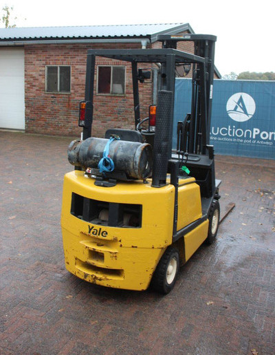 Yale GLP16AFE2025 - Chariot élévateur à gaz: photos 5 Yale GLP16AFE2025 - Chariot élévateur à gaz: photos 5