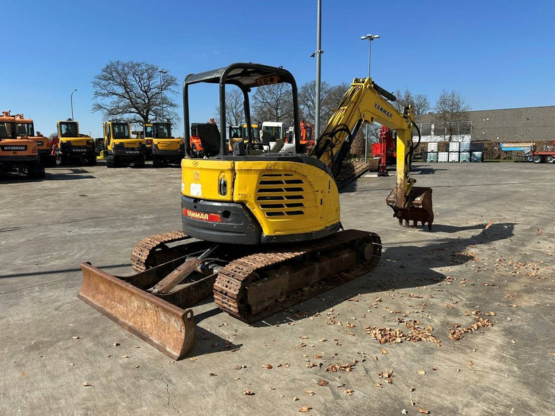 Yanmar VIO45-6B - Pelle sur chenille: photos 4 Yanmar VIO45-6B - Pelle sur chenille: photos 4