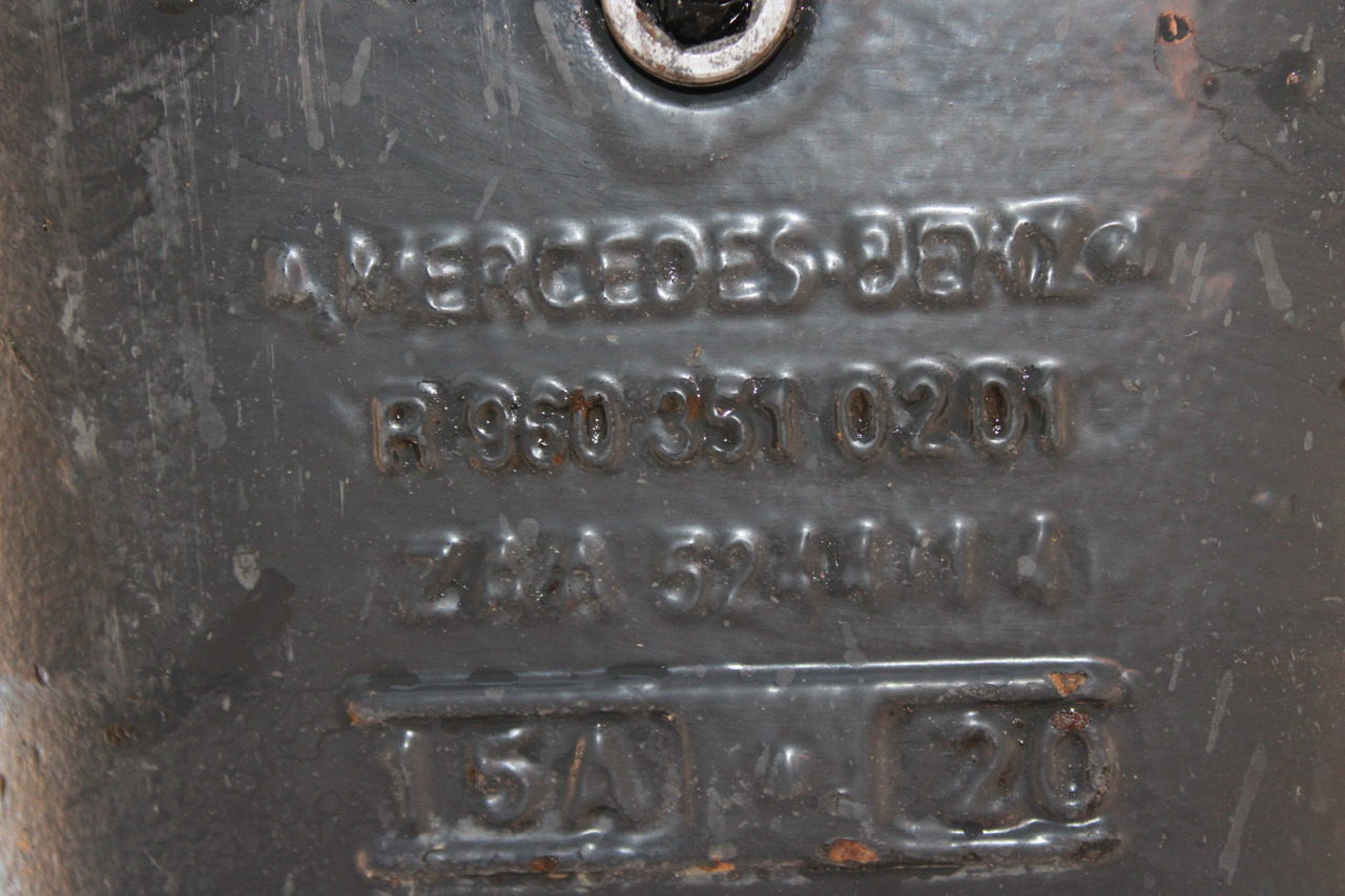 AXA SPATE MERCEDES ACTROS MP4 MP5 A9603510201 - Essieu arrière pour Camion: photos 2 AXA SPATE MERCEDES ACTROS MP4 MP5 A9603510201 - Essieu arrière pour Camion: photos 2