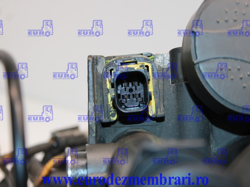 BATERIE FILTRU COMBUSTIBIL DAF XF106 MX-11 1951946, 2133320, 2164459, 2184057 - Filtre à carburant pour Camion: photos 4 BATERIE FILTRU COMBUSTIBIL DAF XF106 MX-11 1951946, 2133320, 2164459, 2184057 - Filtre à carburant pour Camion: photos 4