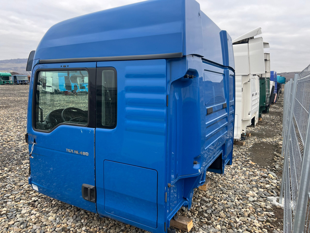CABINA MAN TGX XLX - Cabine pour Camion: photos 5 CABINA MAN TGX XLX - Cabine pour Camion: photos 5