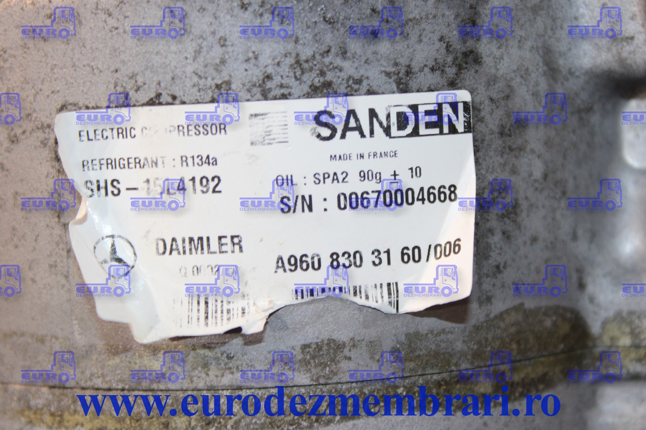 COMPRESOR CLIMA STATIONARE MERCEDES ACTROS MP4 A9608303160 - Compresseur de climatisation pour Camion: photos 2 COMPRESOR CLIMA STATIONARE MERCEDES ACTROS MP4 A9608303160 - Compresseur de climatisation pour Camion: photos 2