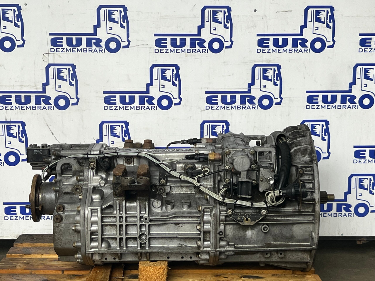 CUTIE DE VITEZE G211-16 FARA RETARDER MERCEDES ACTROS MP1 - Boîte de vitesse pour Camion: photos 3 CUTIE DE VITEZE G211-16 FARA RETARDER MERCEDES ACTROS MP1 - Boîte de vitesse pour Camion: photos 3