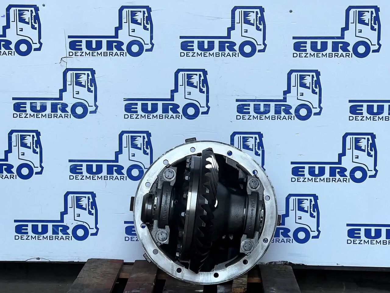 DIFERENTIAL MAN 81.35010.6323 R=37:16 R=2.313 - Différentiel pour Camion: photos 2 DIFERENTIAL MAN 81.35010.6323 R=37:16 R=2.313 - Différentiel pour Camion: photos 2