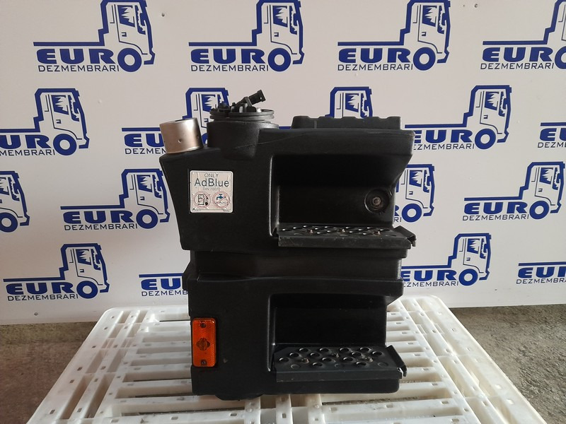 REZERVOR ADBLUE IVECO 41272989 - AdBlue réservoir pour Camion: photos 1 REZERVOR ADBLUE IVECO 41272989 - AdBlue réservoir pour Camion: photos 1