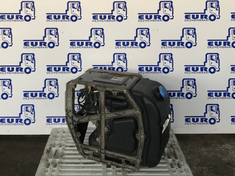 REZERVOR ADBLUE VOLVO FH4 21232604 - AdBlue réservoir pour Camion: photos 1 REZERVOR ADBLUE VOLVO FH4 21232604 - AdBlue réservoir pour Camion: photos 1