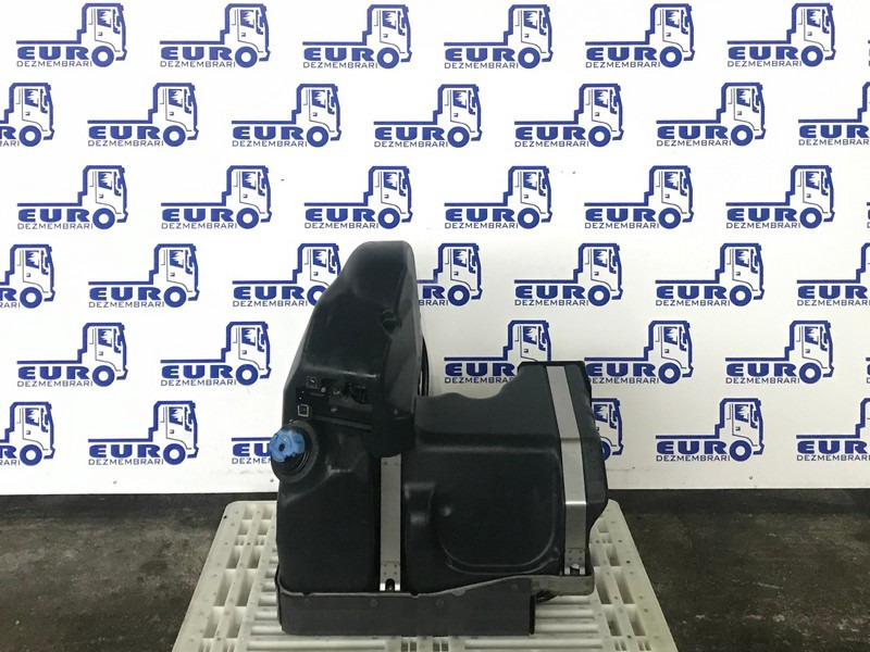 REZERVOR ADBLUE VOLVO FH4 21997751, 21732651 - AdBlue réservoir pour Camion: photos 1 REZERVOR ADBLUE VOLVO FH4 21997751, 21732651 - AdBlue réservoir pour Camion: photos 1