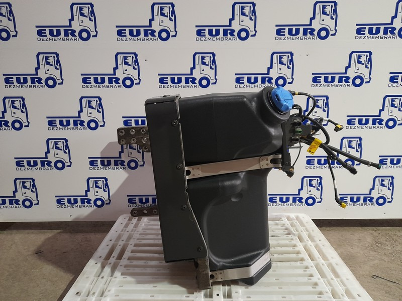 REZERVOR ADBLUE VOLVO FH4 22116321 - AdBlue réservoir pour Camion: photos 1 REZERVOR ADBLUE VOLVO FH4 22116321 - AdBlue réservoir pour Camion: photos 1