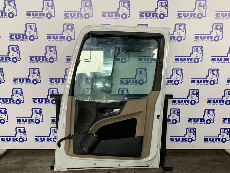 USA DREAPTA MERCEDES ACTROS MP4 - Portière et pièces pour Camion: photos 2 USA DREAPTA MERCEDES ACTROS MP4 - Portière et pièces pour Camion: photos 2