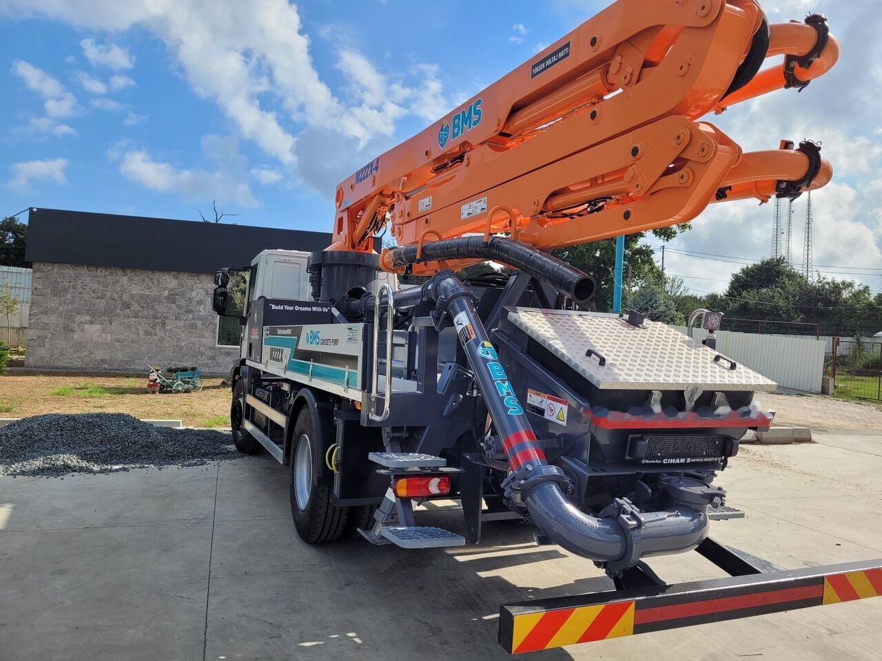 Mercedes-Benz New BMS BCP M22 ZX-4 on chassis - Camion pompe: photos 3 Mercedes-Benz New BMS BCP M22 ZX-4 on chassis - Camion pompe: photos 3