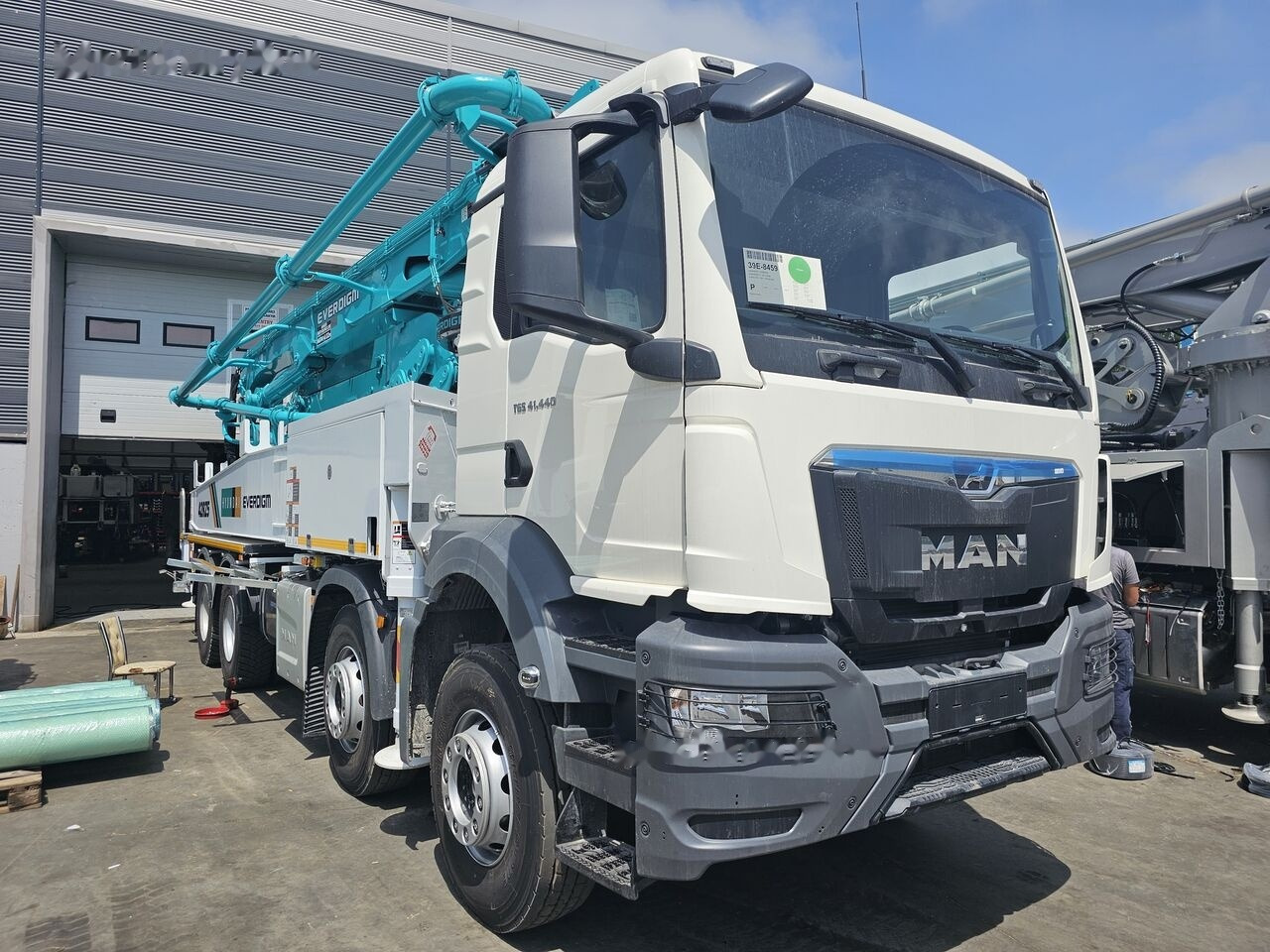 Mercedes-Benz New Everdigm ECP 42 CX 5 ECP 42 CX5 on chassis - Camion pompe: photos 1 Mercedes-Benz New Everdigm ECP 42 CX 5 ECP 42 CX5 on chassis - Camion pompe: photos 1