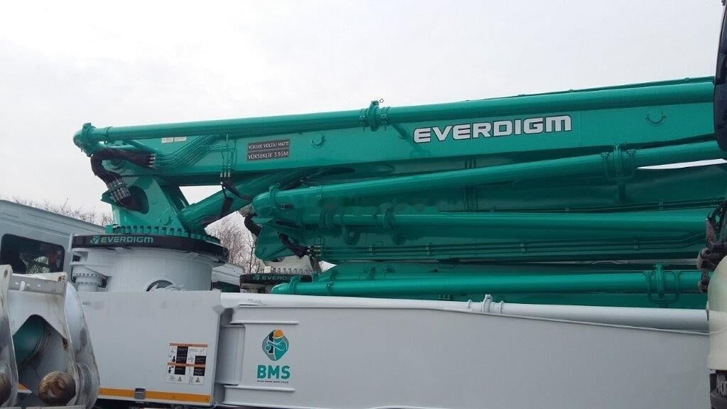Mercedes-Benz New Everdigm ECP 42 CX 5 ECP 42 CX5 on chassis - Camion pompe: photos 5 Mercedes-Benz New Everdigm ECP 42 CX 5 ECP 42 CX5 on chassis - Camion pompe: photos 5
